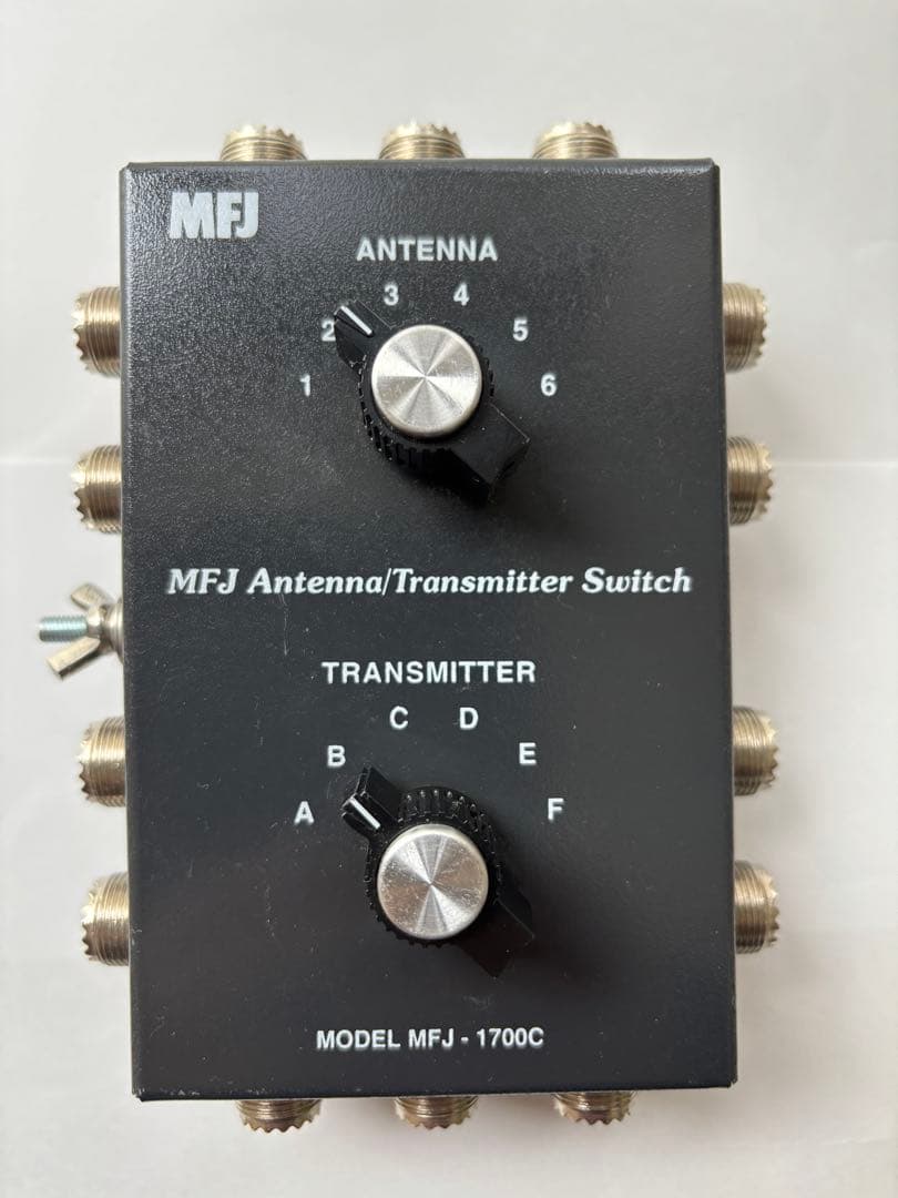 MFJ−1700C HFアンテナ/トランシーバー切替スイッチ 関連機器 ＞ 同軸切換スイッチ ＞ 同軸切替スイッチMFJ-1700C