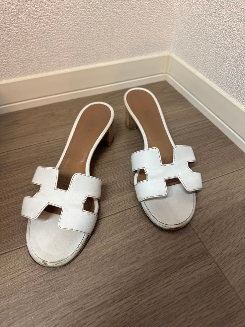 HERMESオアジスホワイト37ハーフ Hermes-Constance-18-Blue-Brume