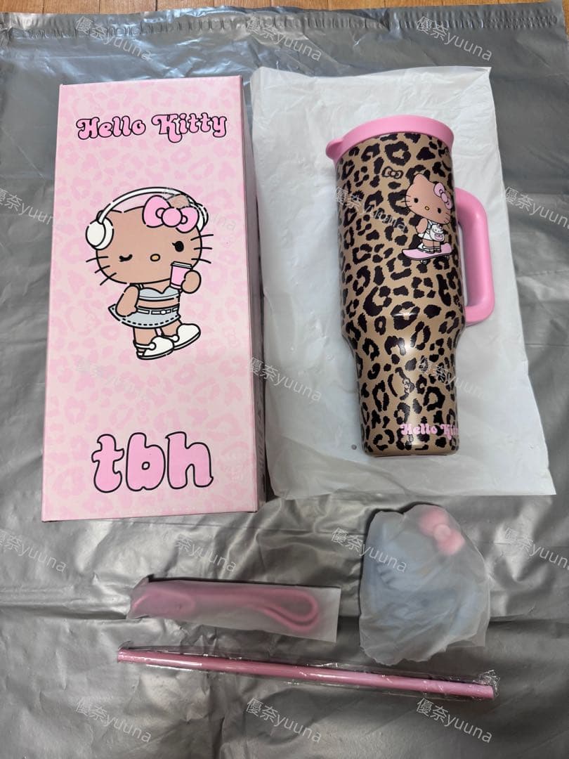 海外限定 ハローキティ Hello Kitty tbh タンブラー - メルカリ