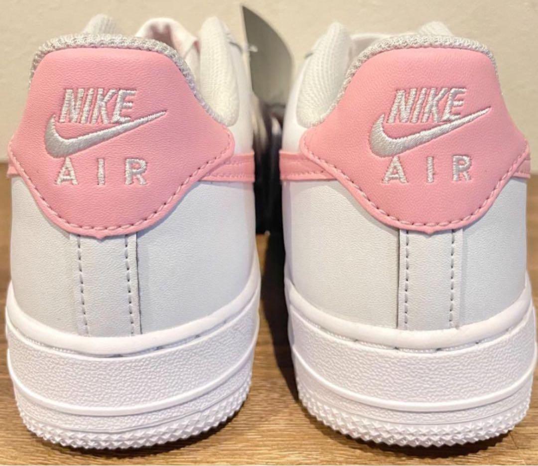 金曜18時で終了　22.5cm【新品】NIKE GS AIRFORCE1　ピンク