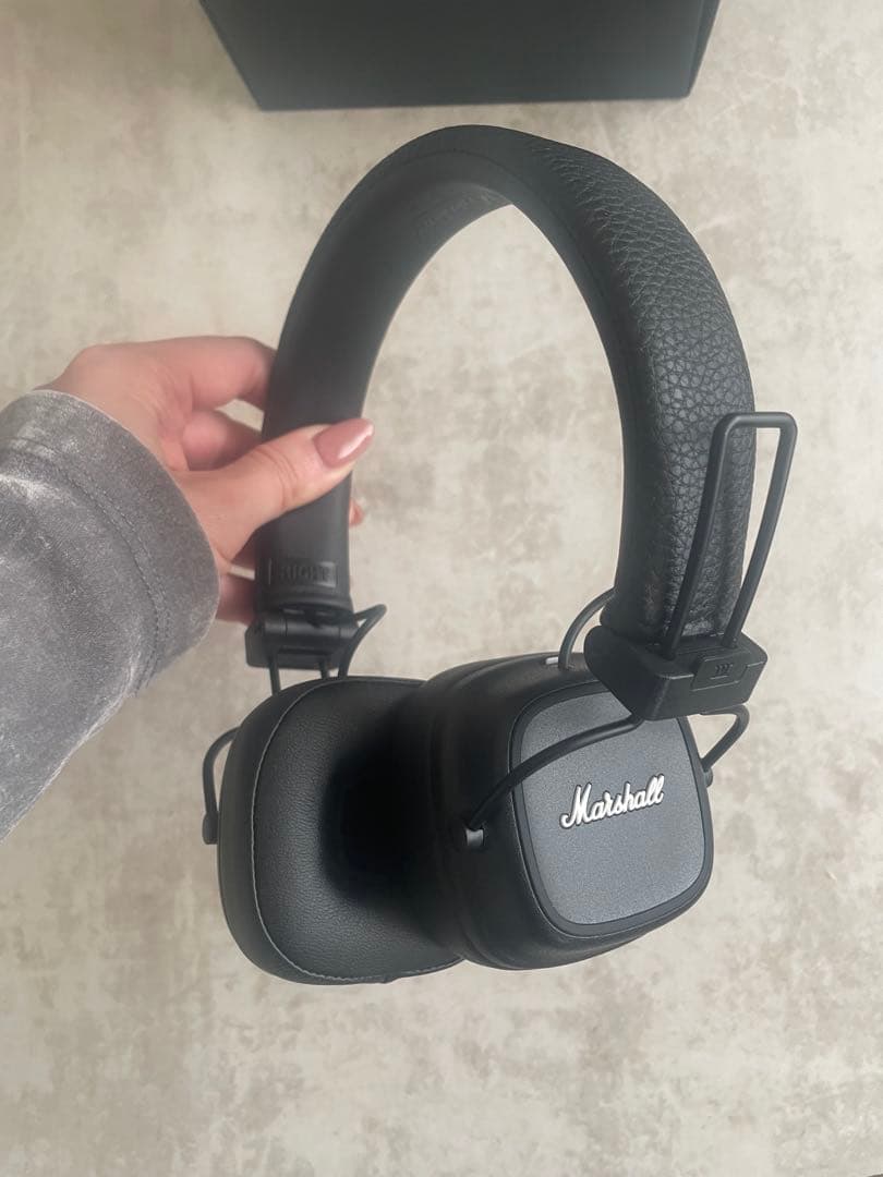 Marshall ワイヤレスヘッドホン ブラック - メルカリ