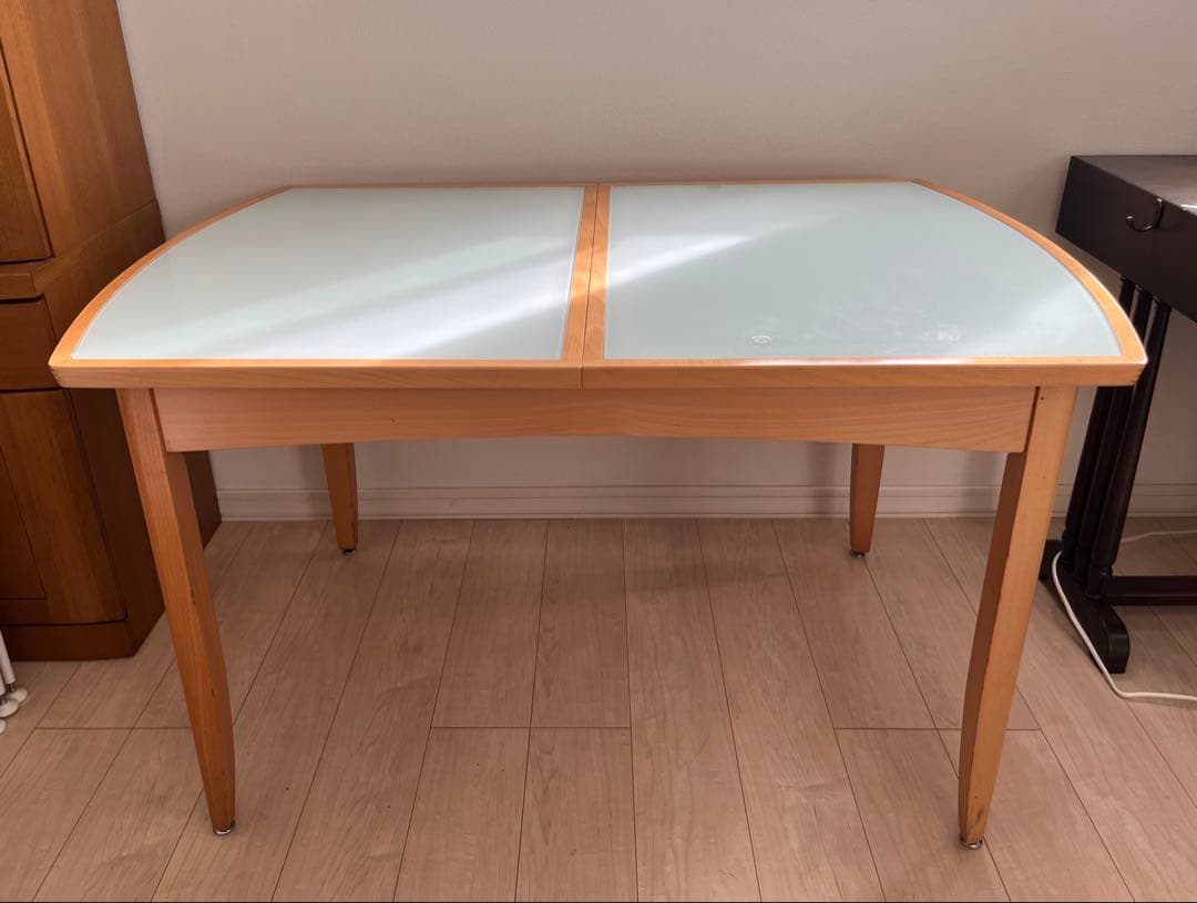 大塚家具　ダイニングテーブル　伸縮ガラストップ　木製ナチュラル ダイニングテーブル「パシオン ガラストップ」幅138cm 全2色 | 【公式