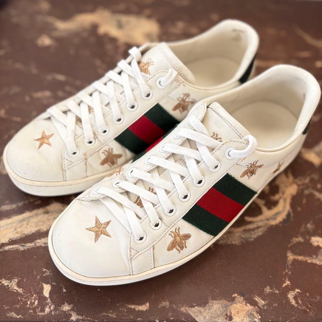 レ*ー様 Gucci ホワイトレザースニーカーBEEシェリーライン星蜂刺繍白24 楽天市場】グッチ 蜂（靴）の通販