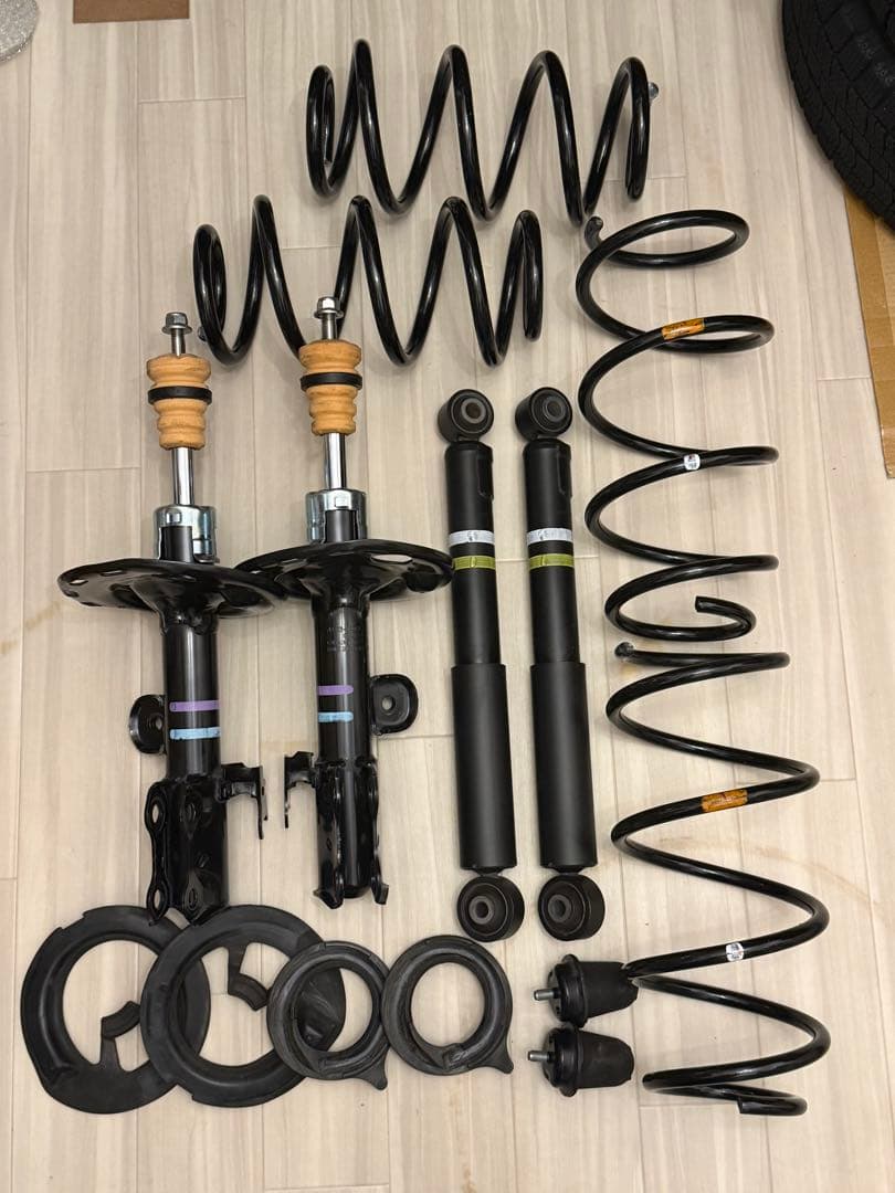 アルファード30後期　2WD サスペンションセット 楽天市場】30 アルファード 2WD リフトアップサスペンション 轟 1台分