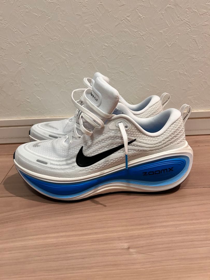 ナイキ ボメロプラス 26.5cm