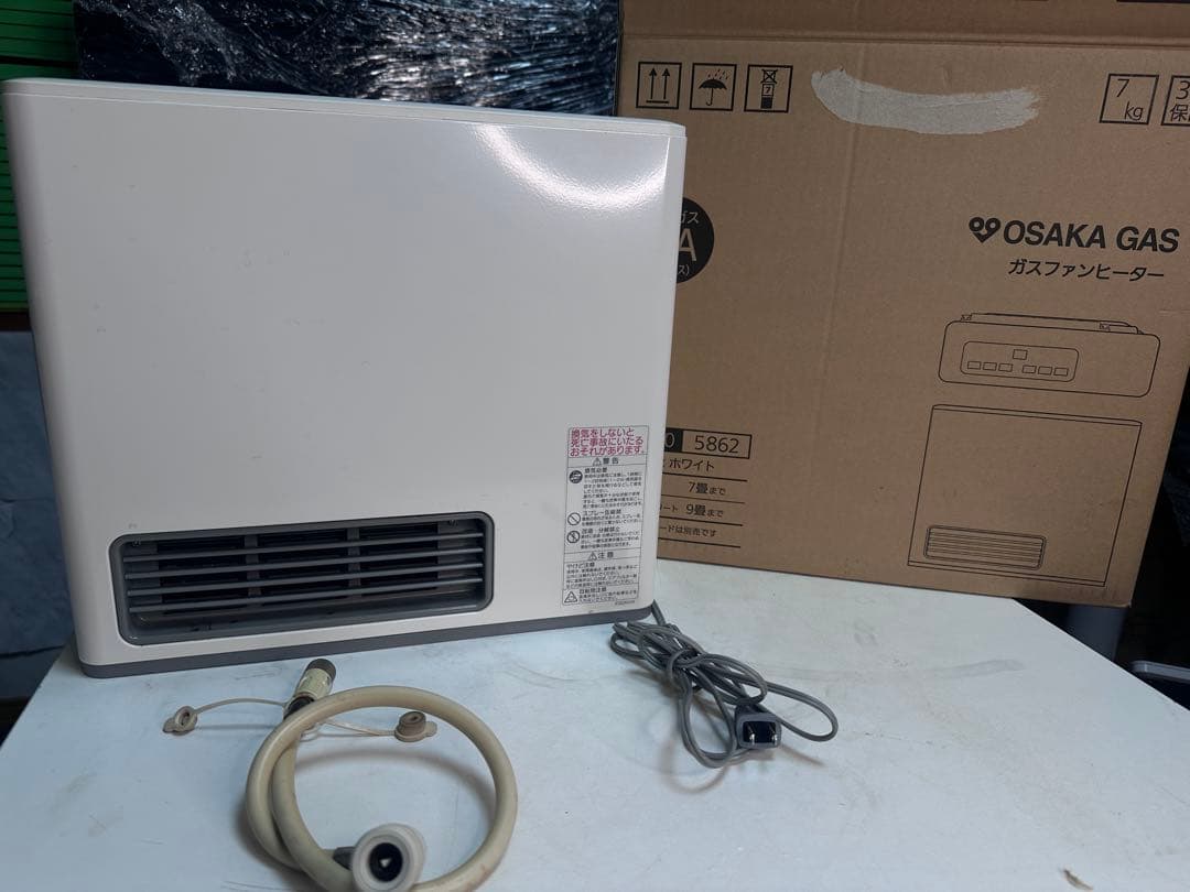 ファンヒーター ノーリツ GFH-2404S-W5 2018年製　都市ガス 美品 ノーリツ 都市ガス用 ガスファンヒーター GFH-2404S 2018年製