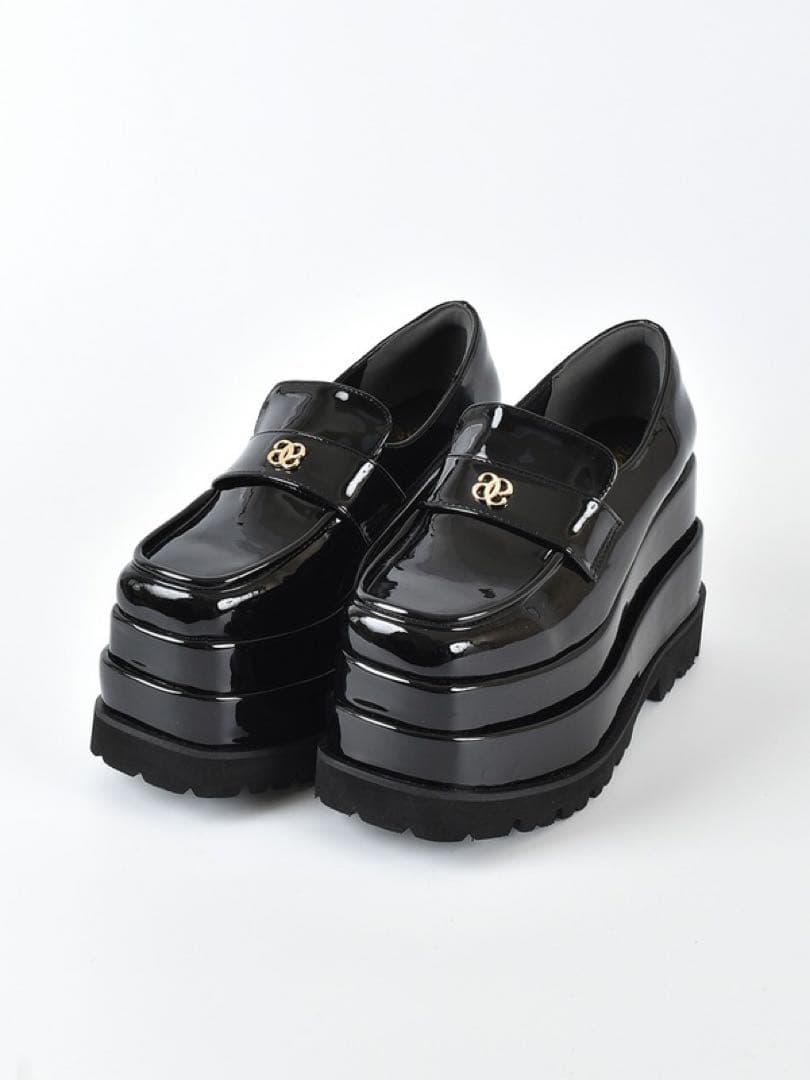 厚底チャームローファー 01_001.jpg