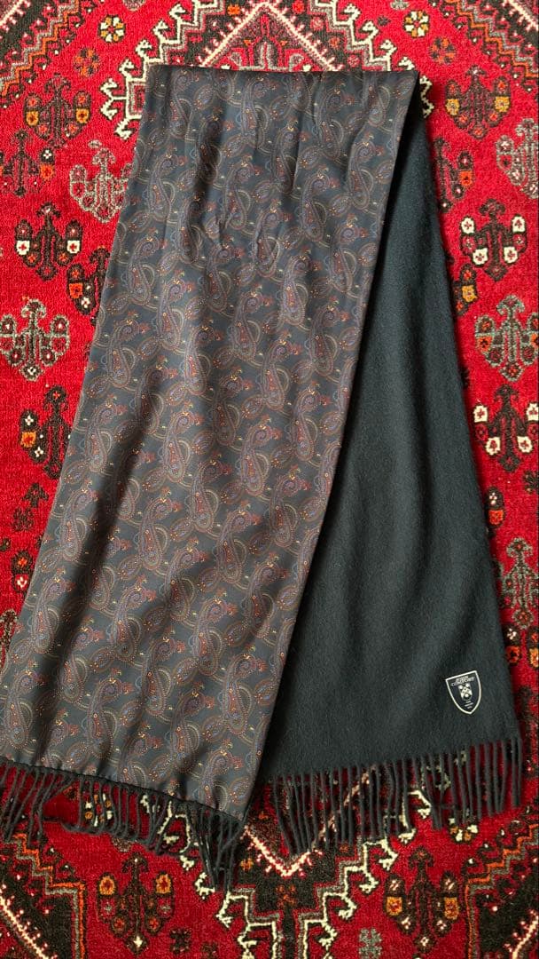 JOHN COMFORTペイズリー柄リバーシブルマフラー JOHN CONFORT（ジョンコンフォート）＞リバーシブルマフラー｜ビームス