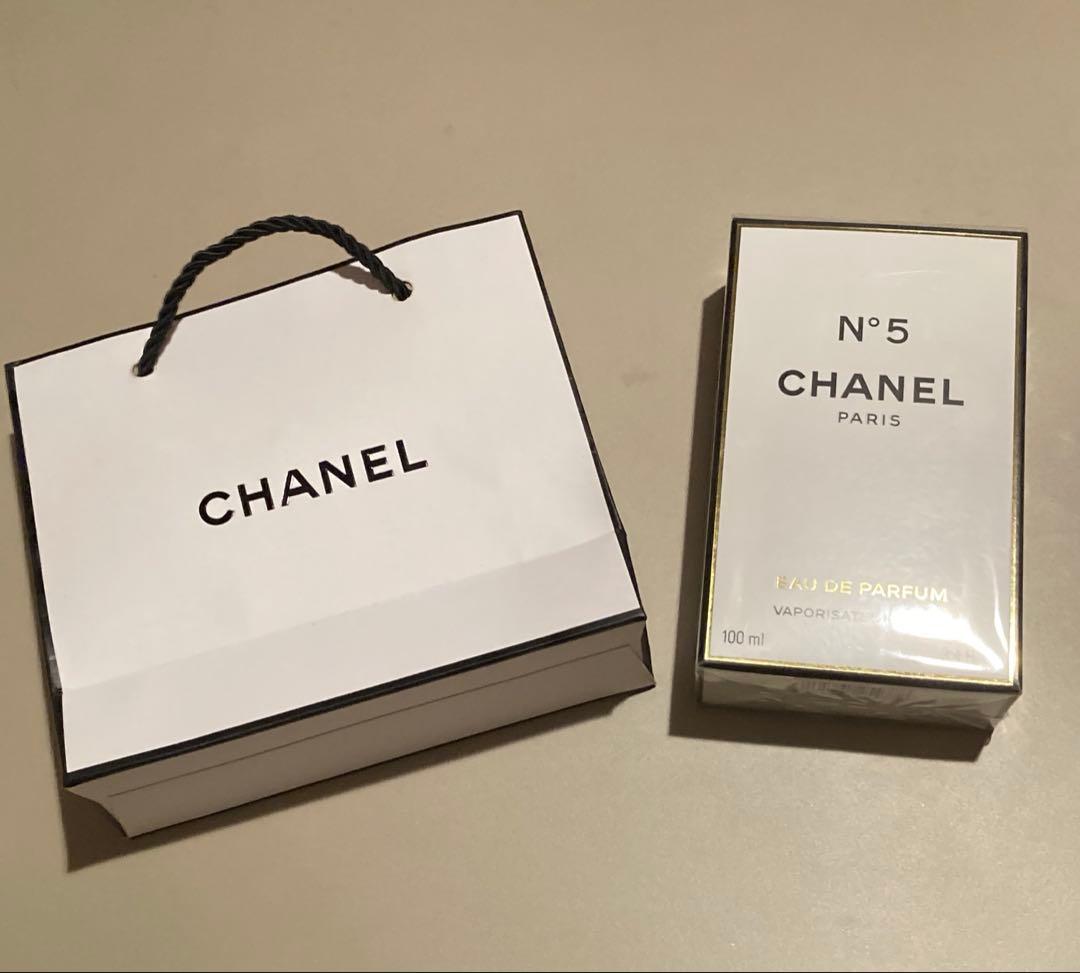 新品未開封　シャネル N゜5 オードゥ パルファム　ヴァポリザター　100ml Amazon | 【国内正規品】CHANEL シャネル N°5 オードゥ パルファム