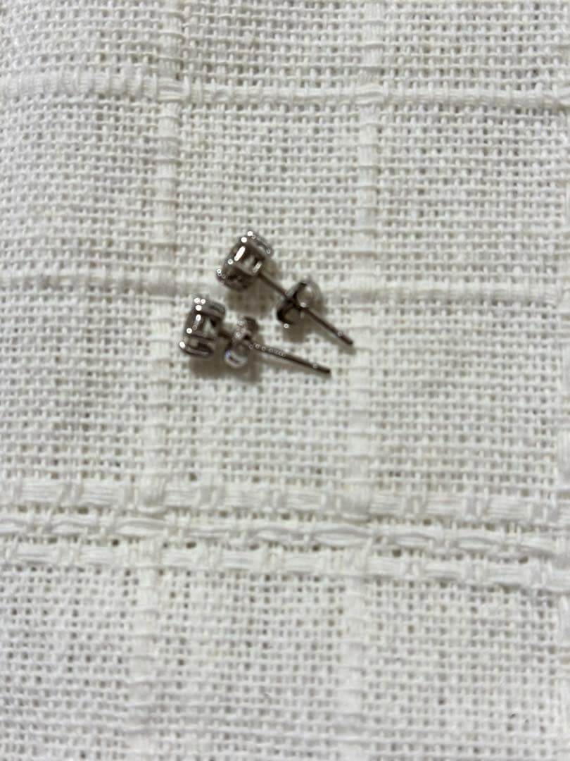お安く出品！！ダイヤモンド0.5ct(0.25ct×2 )プラチナ900ピアス