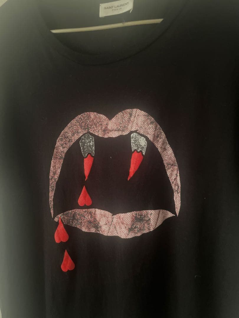 Saint Laurent Parisブラッドラスター Tシャツ - メルカリ