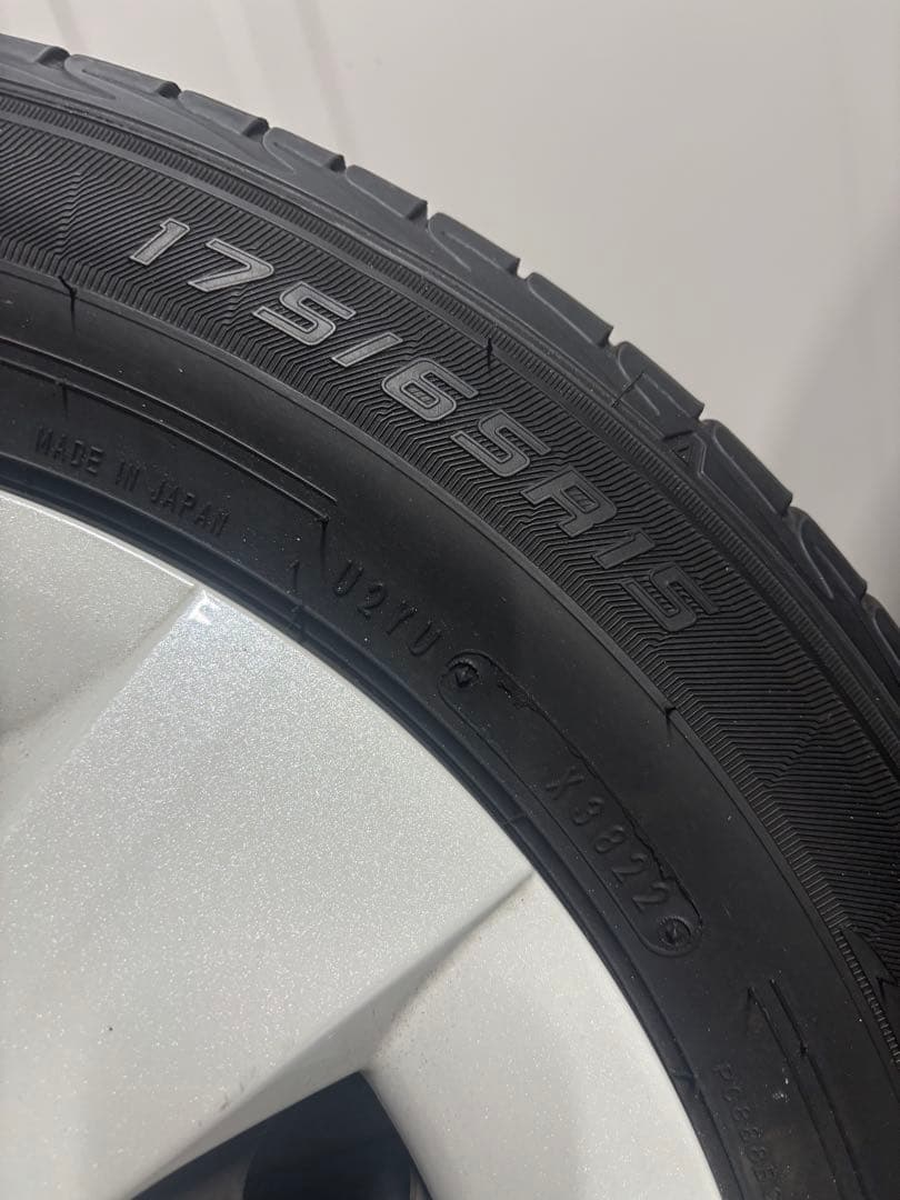 ダンロップ 175/65R15 22年製 ポルテ純正ホイールキャップ アクア 鉄