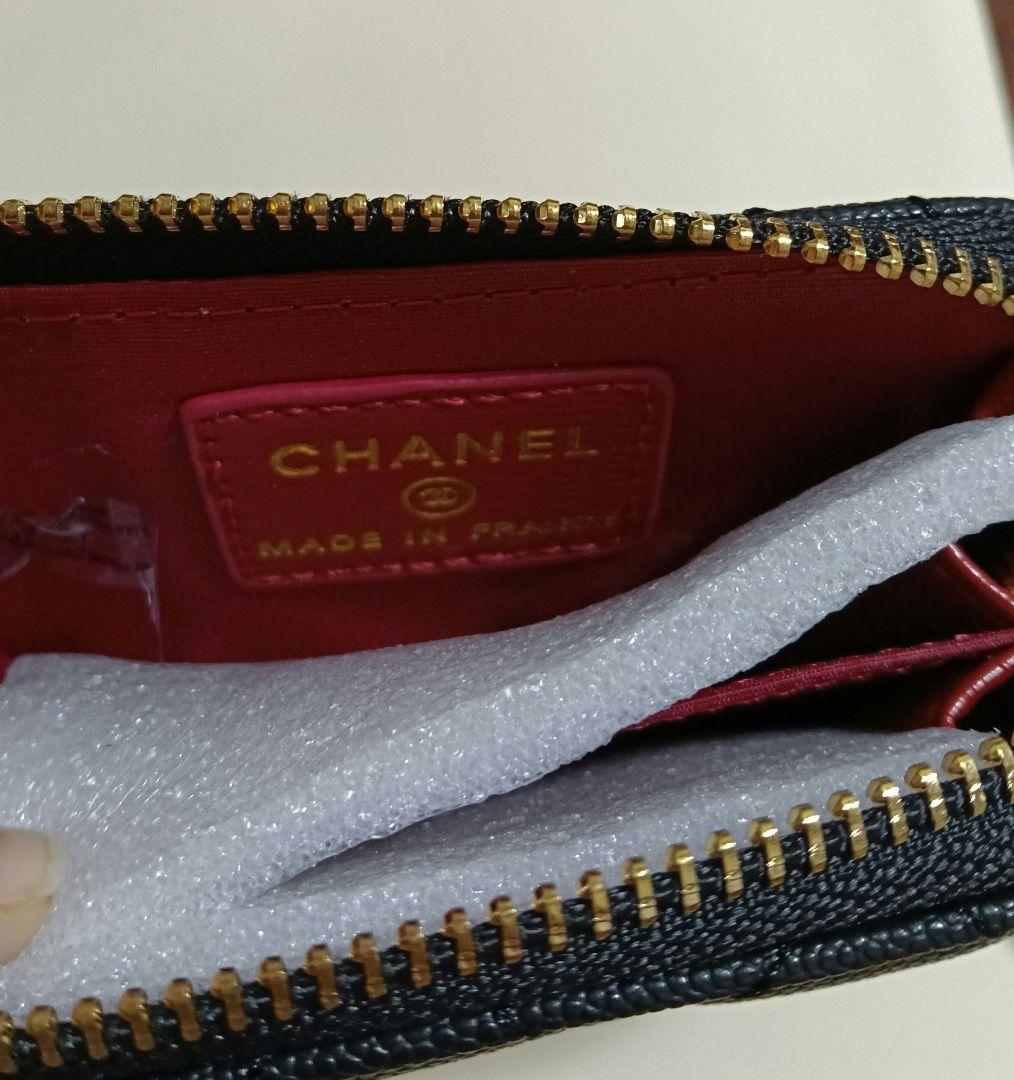 CHANEL ブラック レザーキルティングコインケースノベルティ新品