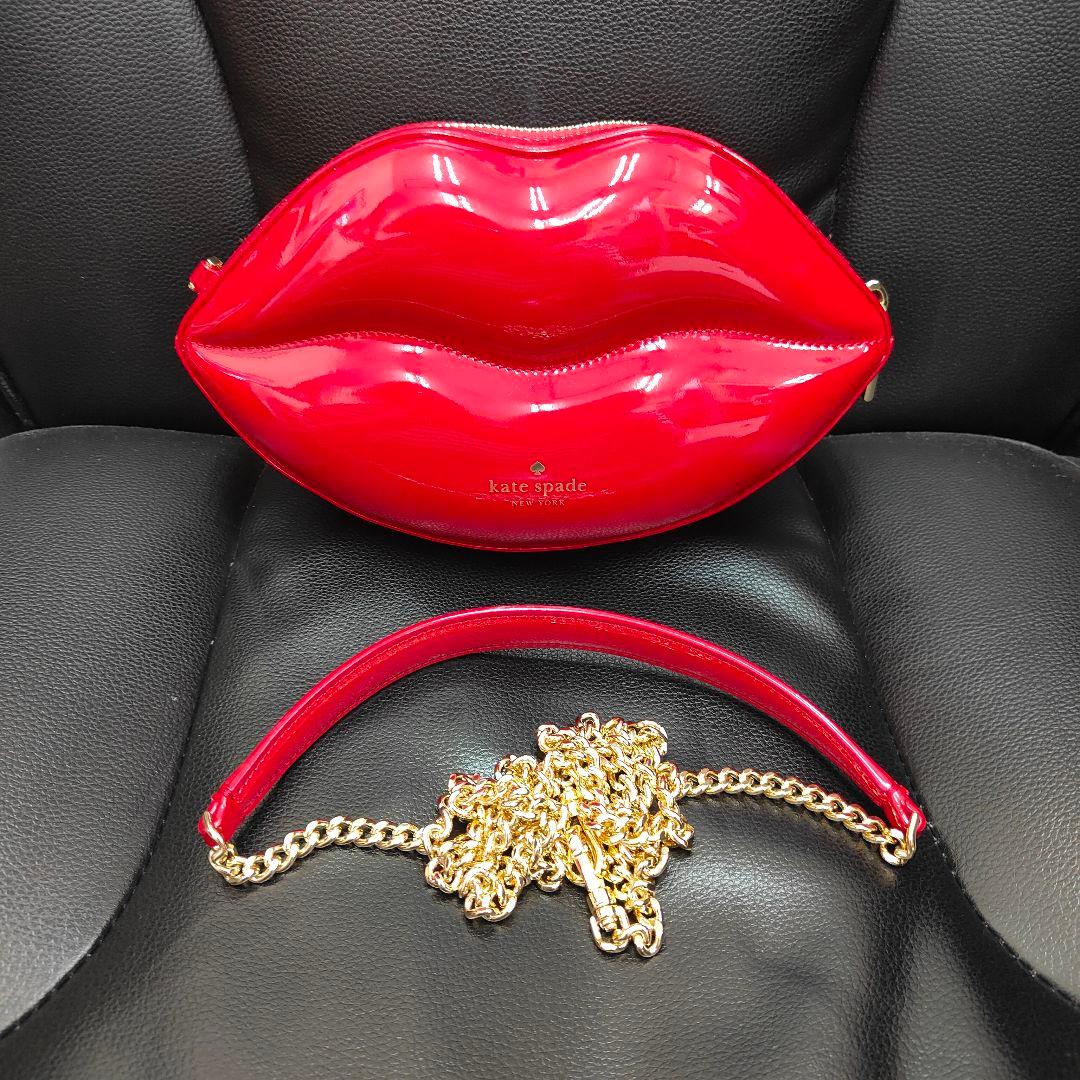 ケイトスペードニューヨーク　3Dリップ クロスボディ バッグ kate spade NEW YORK（ケイト・スペード ニューヨーク） ケイト