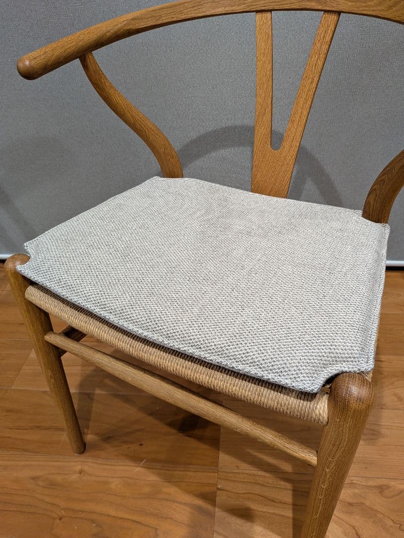 ch24専用シートクッション　Yチェア　カールハンセン　Molly2 モリー CH24（Yチェア）専用 撥水ファブリック シートクッション