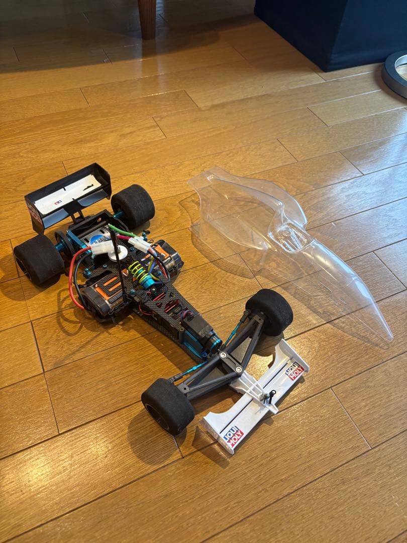 F103カーボンシャーシRCカー F103カーボンシャーシRCカー - メルカリ