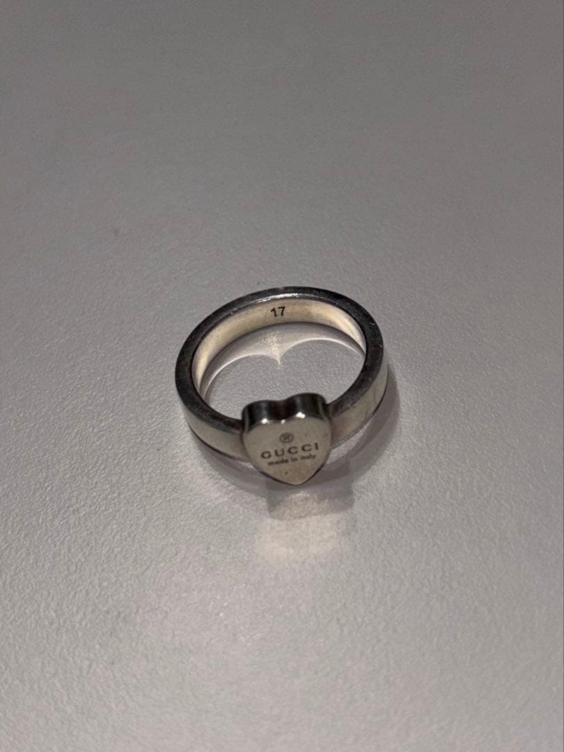 GUCCI ハート型リング サイズ17 GUCCI（グッチ） 並行輸入 リング ハート 223867 J8400 8106レディース