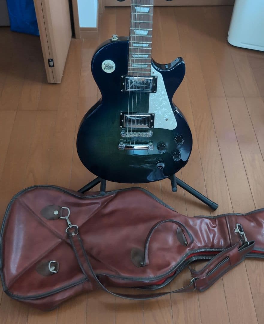ジャンク品？】Epiphone LesPaulStudio、ソフトケース付き - メルカリ
