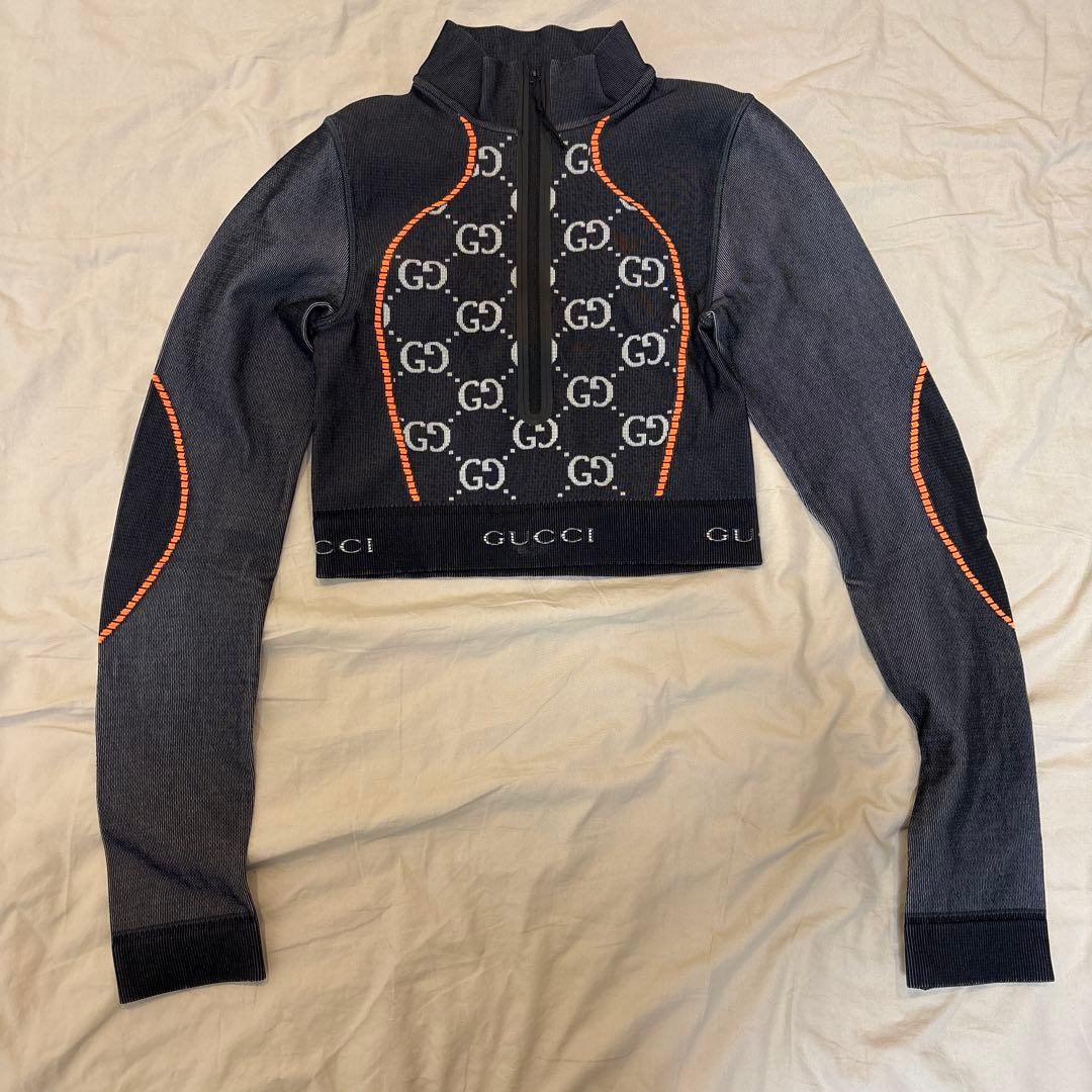 ［GUCCI］クロップドジャケット Gucci GG-logo zip-up Cropped Jacket | Brown | FARFETCH