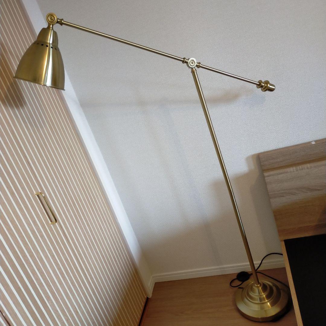 【IKEA・美品】バロメーテル ゴールド フロアランプ スタンドライト 直接可 IKEA バロメーテル ゴールド フロアランプ スタンドライト 電球