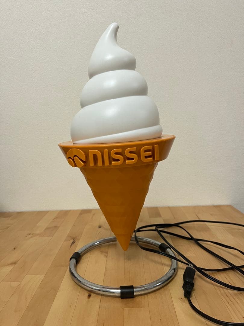 ソフトクリーム型 ライトスタンド　NISSEI ニッセイ NISSEI ソフトスタンド ミニチュアライト 日世 ソフトクリーム 光る