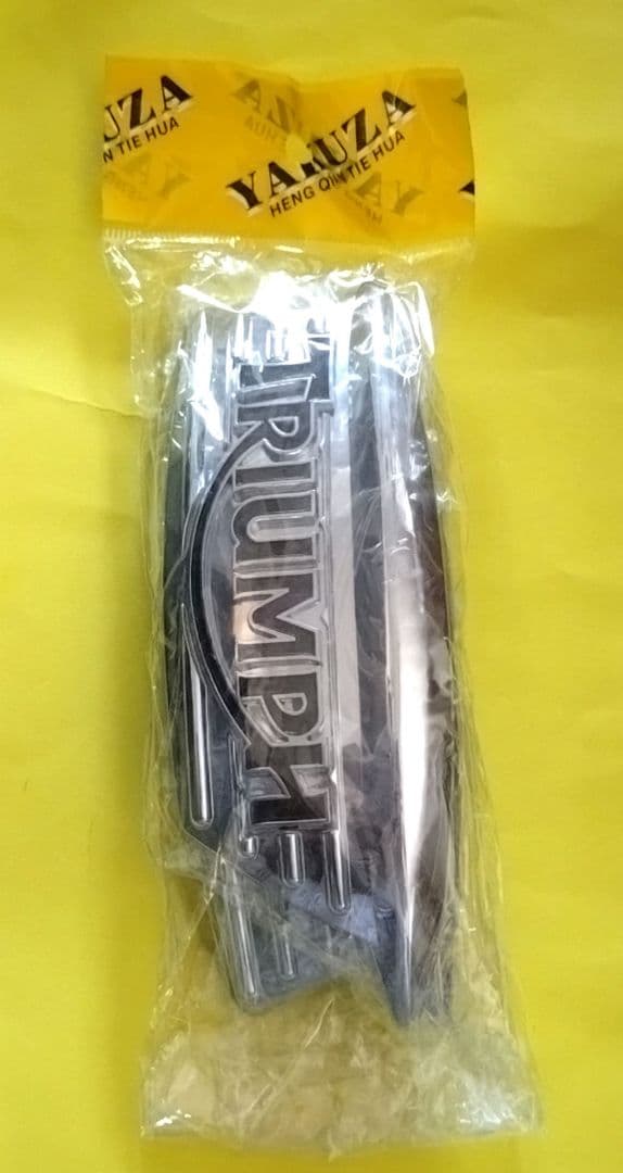 未開封美品】トライアンフ タンクエンブレム Triumph ボンネビル