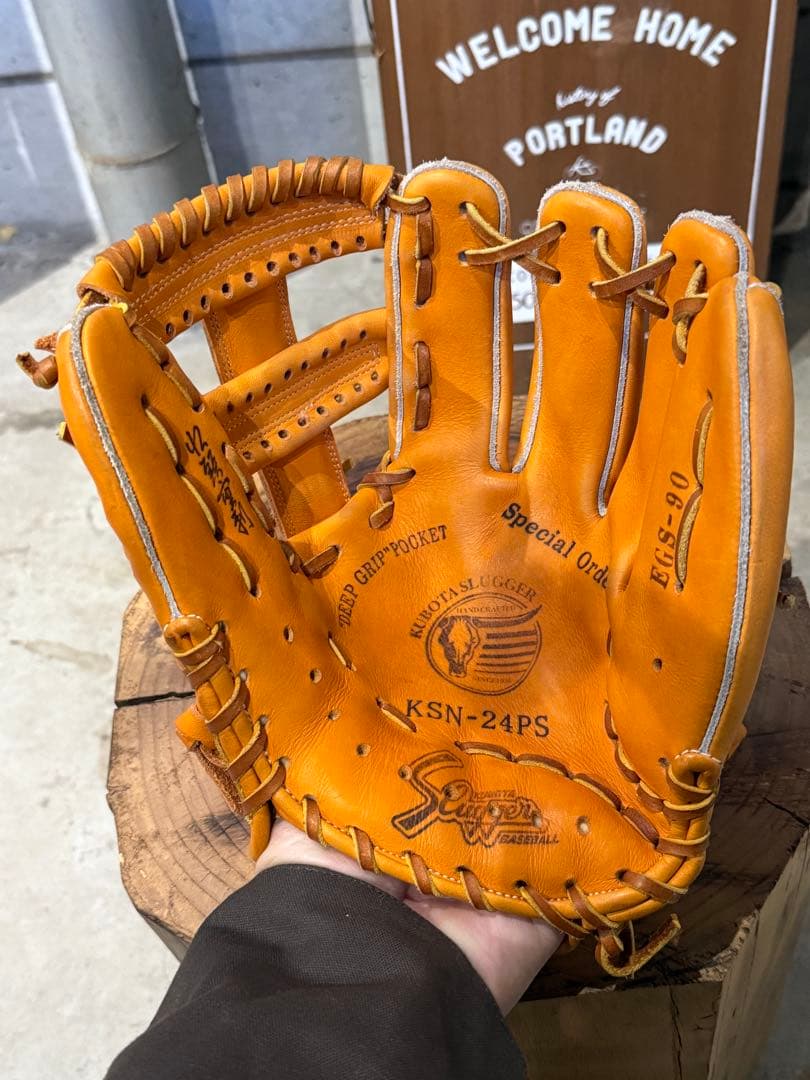 Slugger Aggressive KSN-24PS 特別注文 - グローブ