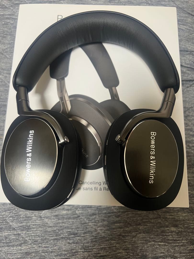 Bowers & Wilkins Px8 ワイヤレスヘッドフォン Bowers & Wilkins Px8 Over-ear Noise Canceling Wireless Headphones