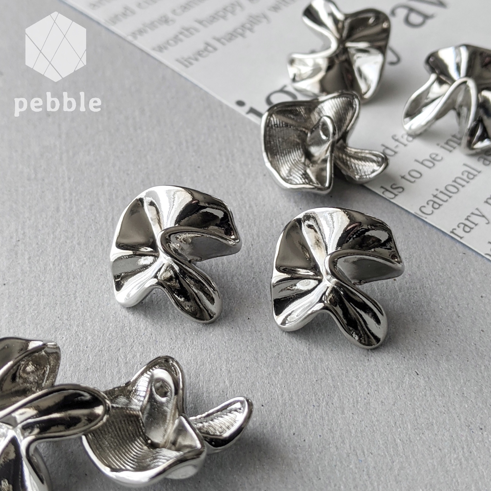 2pcs】ボタン 変形 歪 メタル 個性的 シルバー BT-128 - pebble