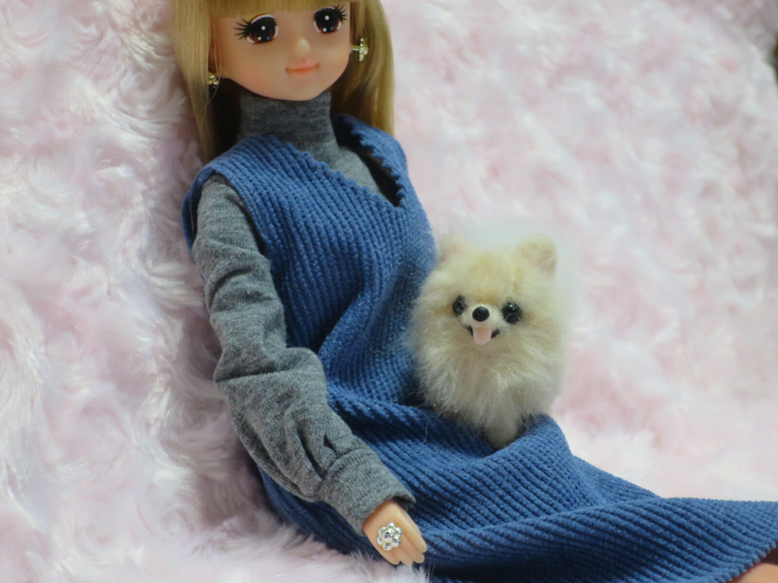 羊毛フェルト 犬 ポメラニアン 子犬 白 ホワイト ハンドメイド 置物