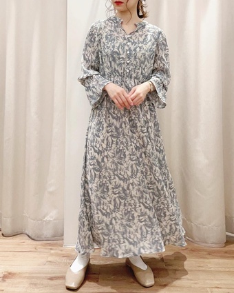 前後2WAYで着用可能！大人ニュアンスな総プリーツおしゃれワンピース