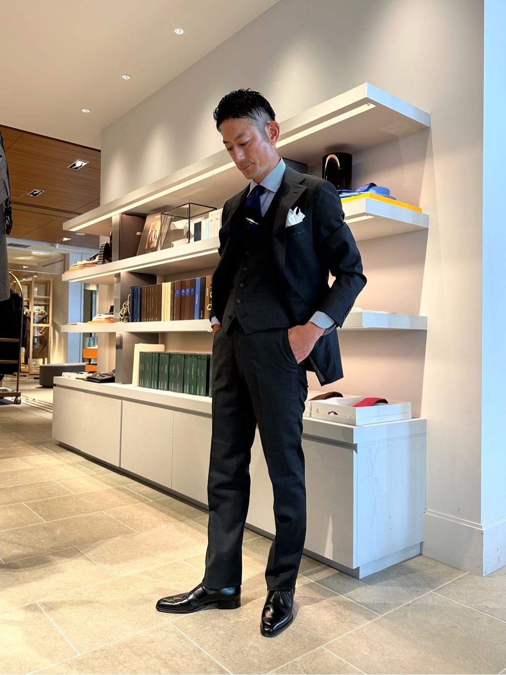 Tomikawa / 180cm(TOMORROWLAND )スタイリング・コーディネート