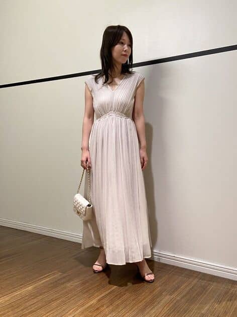 スタッフコーディネート】≪神崎恵さんコラボ≫サテンボウタイブラウス