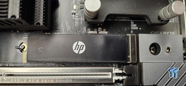 10668_888_hp-fx700-2tb-ssd-