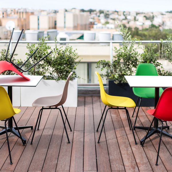 Bistro Table / ビストロ テーブル | Official Vitra® Website JP