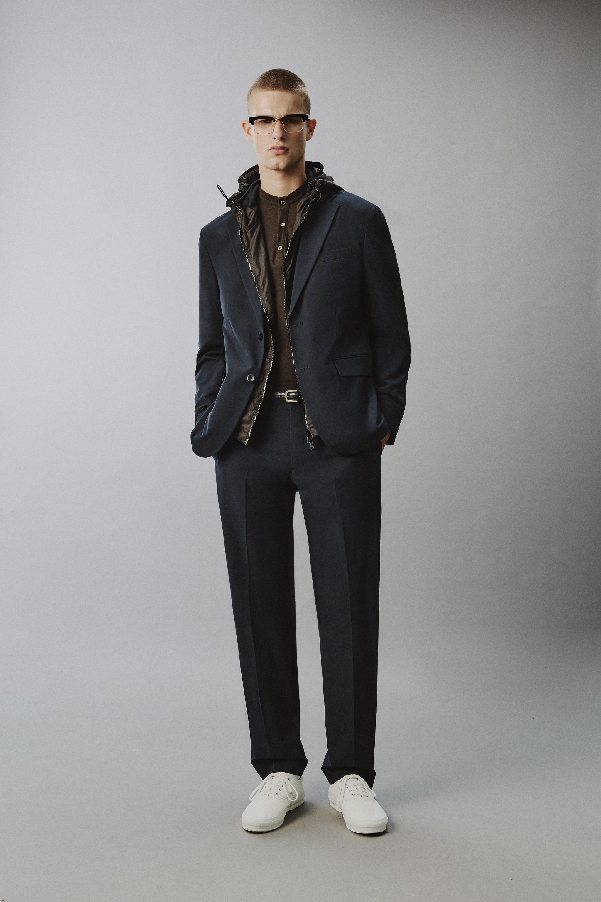 ノーアイロンテクニカルスーツブレザー - ネイビーブルー | ZARA Japan