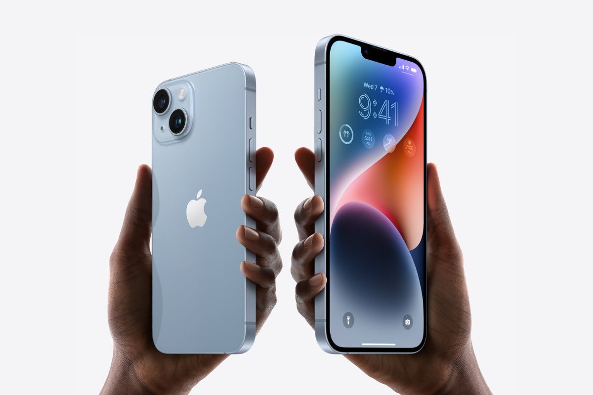 Does the Apple iPhone 14 series have dual-frequency GPS?