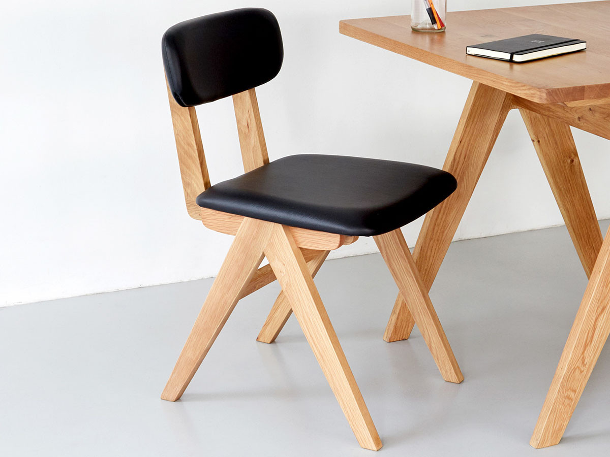 DOORS LIVING PRODUCTS Bothy Mountain Leg Chair PVC / ドアーズ