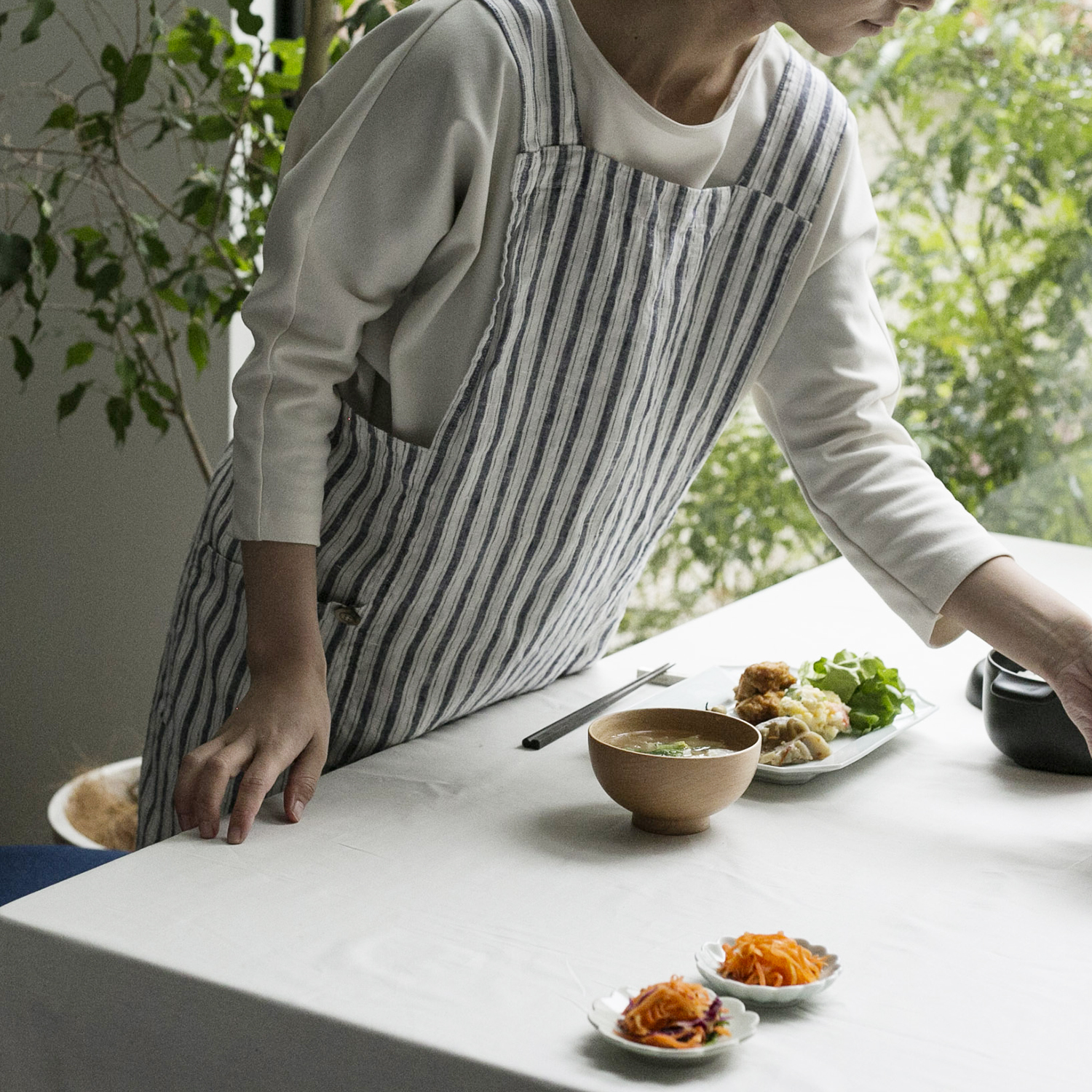 Lino e Lina/アニタ フルエプロン -日常使いは肩のこらないエプロンを